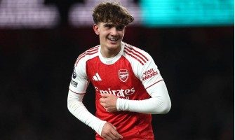 Arsenal lidera a tabela com 9 pontos de vantagem