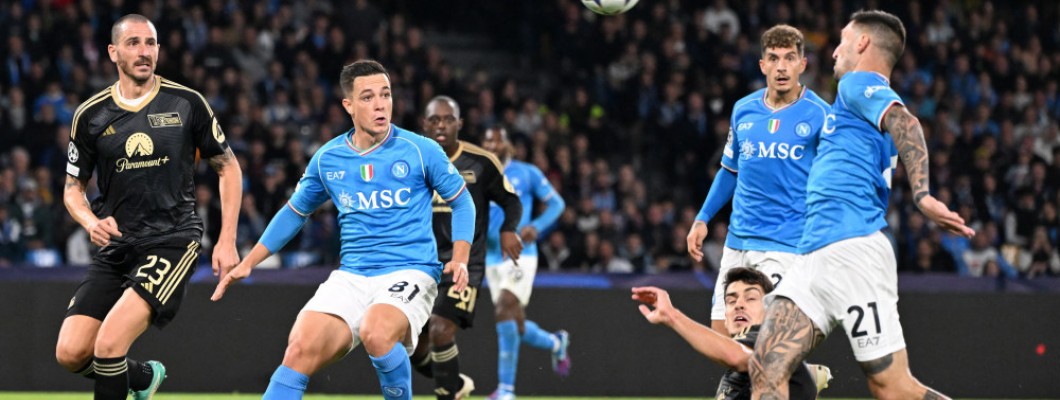 Napoli sofre derrotas consecutivas na Liga dos Campeões e na Serie A