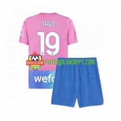 Camisola Júnior AC Milan THEO 19 Terceiro Equipamento 2023-2024 Manga Curta Camisola Júnior AC Milan THEO 19 Terceiro Equipamento 2023-2024 Manga Curta